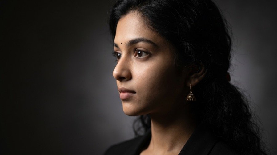 An intimate profile portrait of the HARITUS model